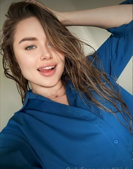 massive tits onlyfans nude image