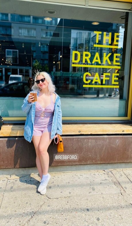 college teacher onlyfans nude photos