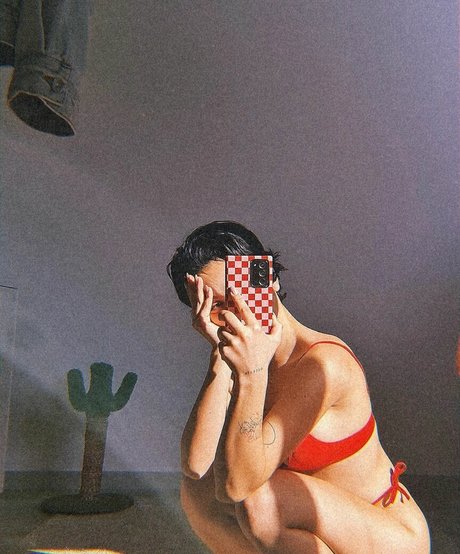 Moon fighter_ pretty model image