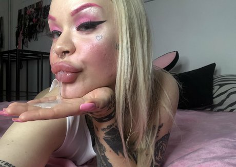 Nasty bimbo pornstar pretty photos