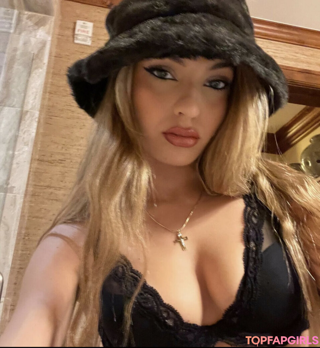 bikini blowjob onlyfans art porn image