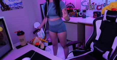 ThatGirlGatto hot star img