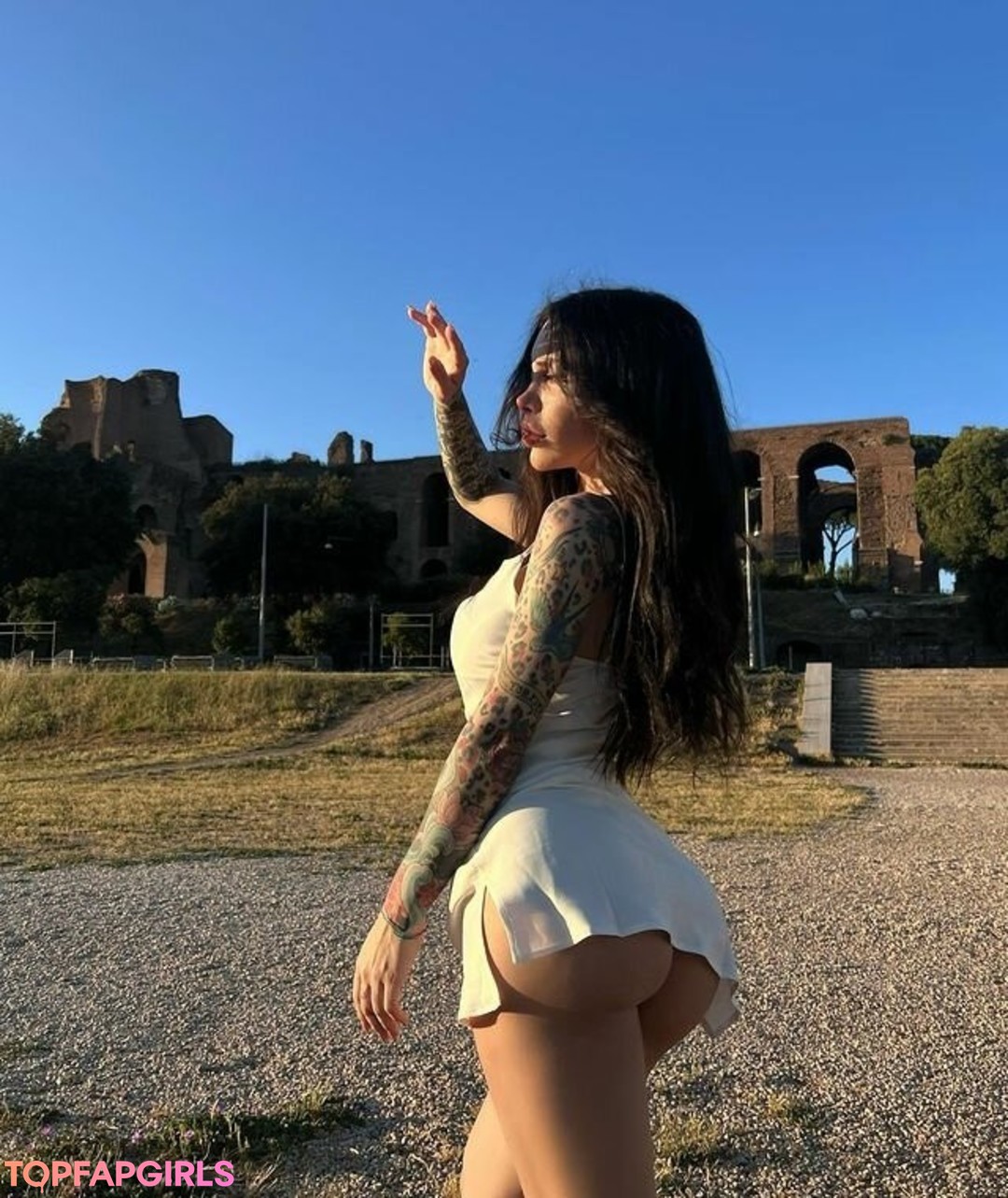 Alexis Mucci star hot pics