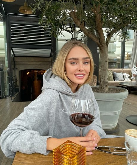 teen topless onlyfans naked photos