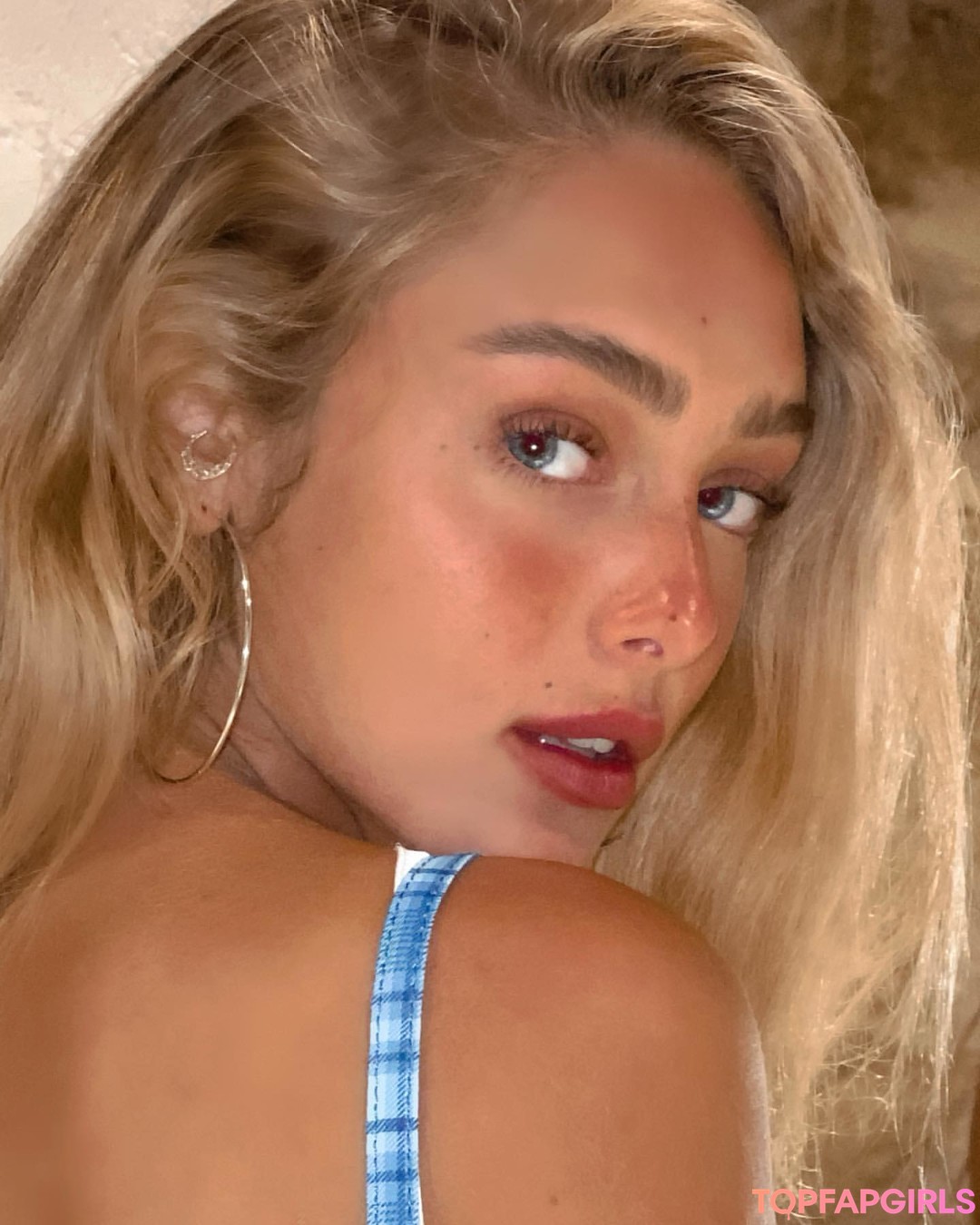 tall redhead onlyfans beautiful pictures