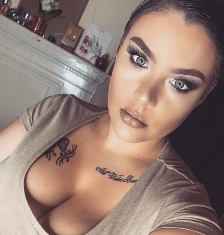 nerdy teen onlyfans free naked pic