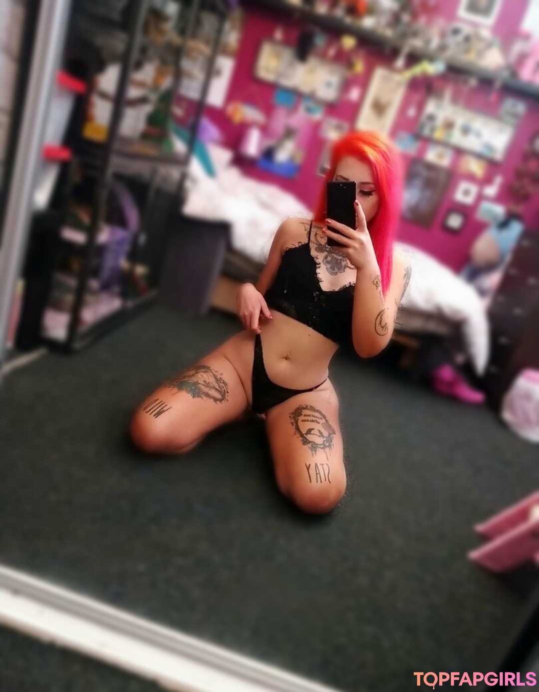 gingertease69 model nude archive