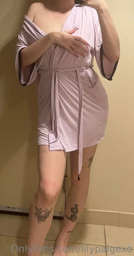 lilypaigexo xxx model picture