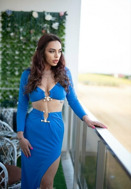 ozanaozana actress photos