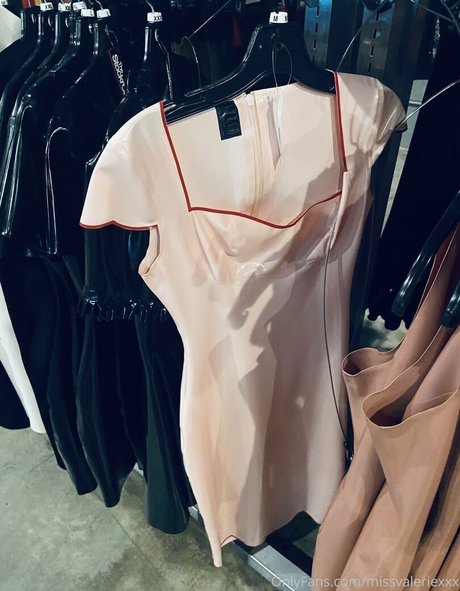 missvaleriexxx adult star photos