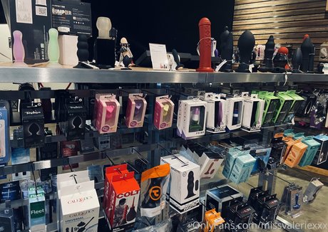 missvaleriexxx beautiful actress img