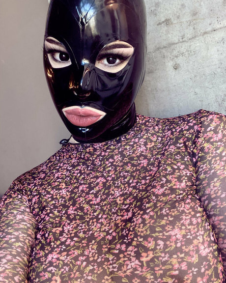 naked yoga onlyfans free porn galleries