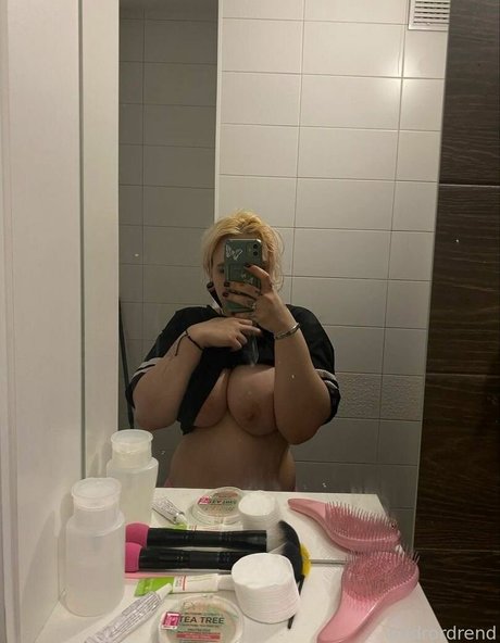 andrordrend8 hot model photo