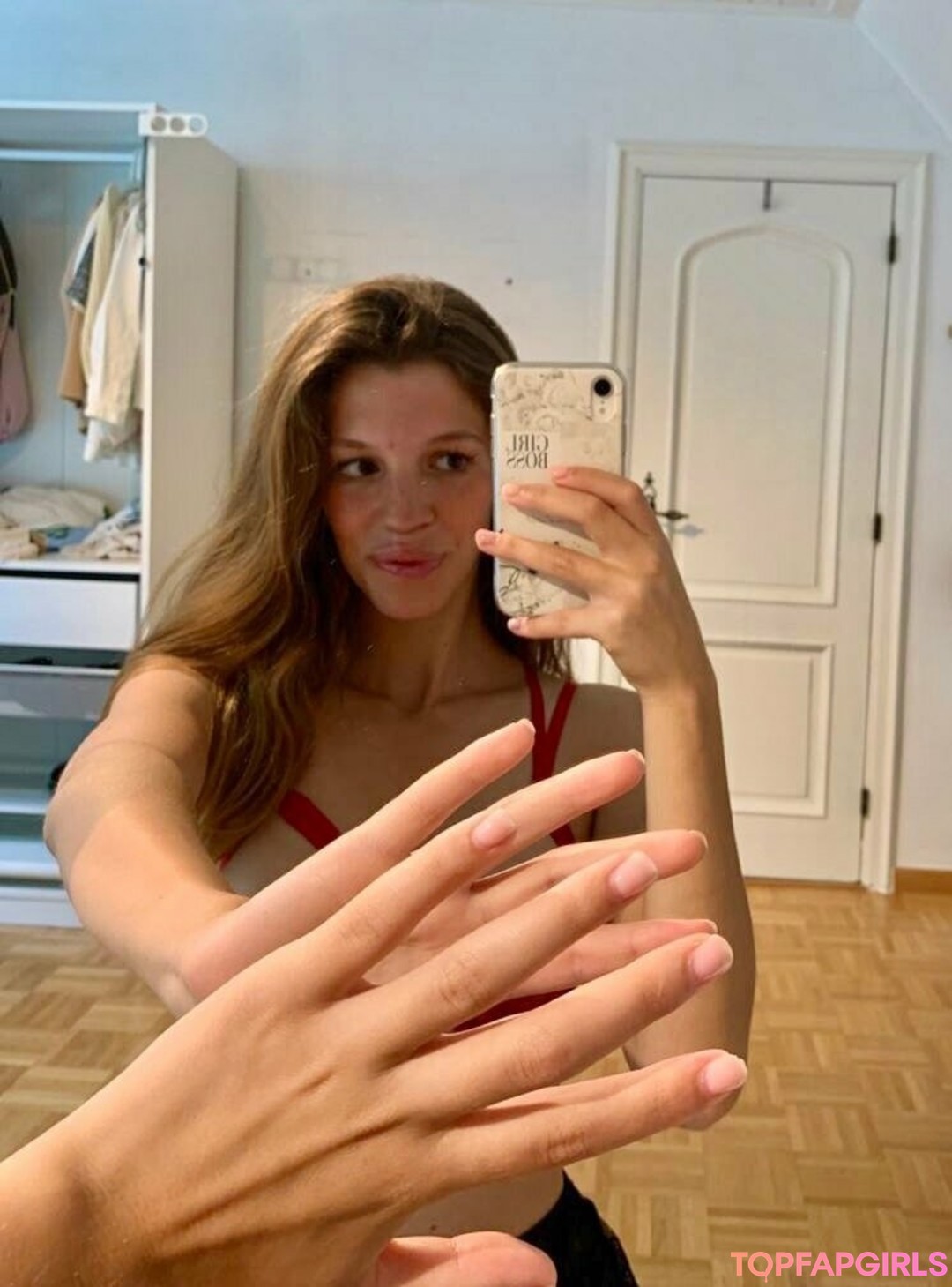lovvejane model naked img