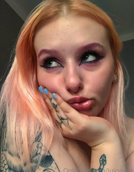 juicyjuus sexy star photos