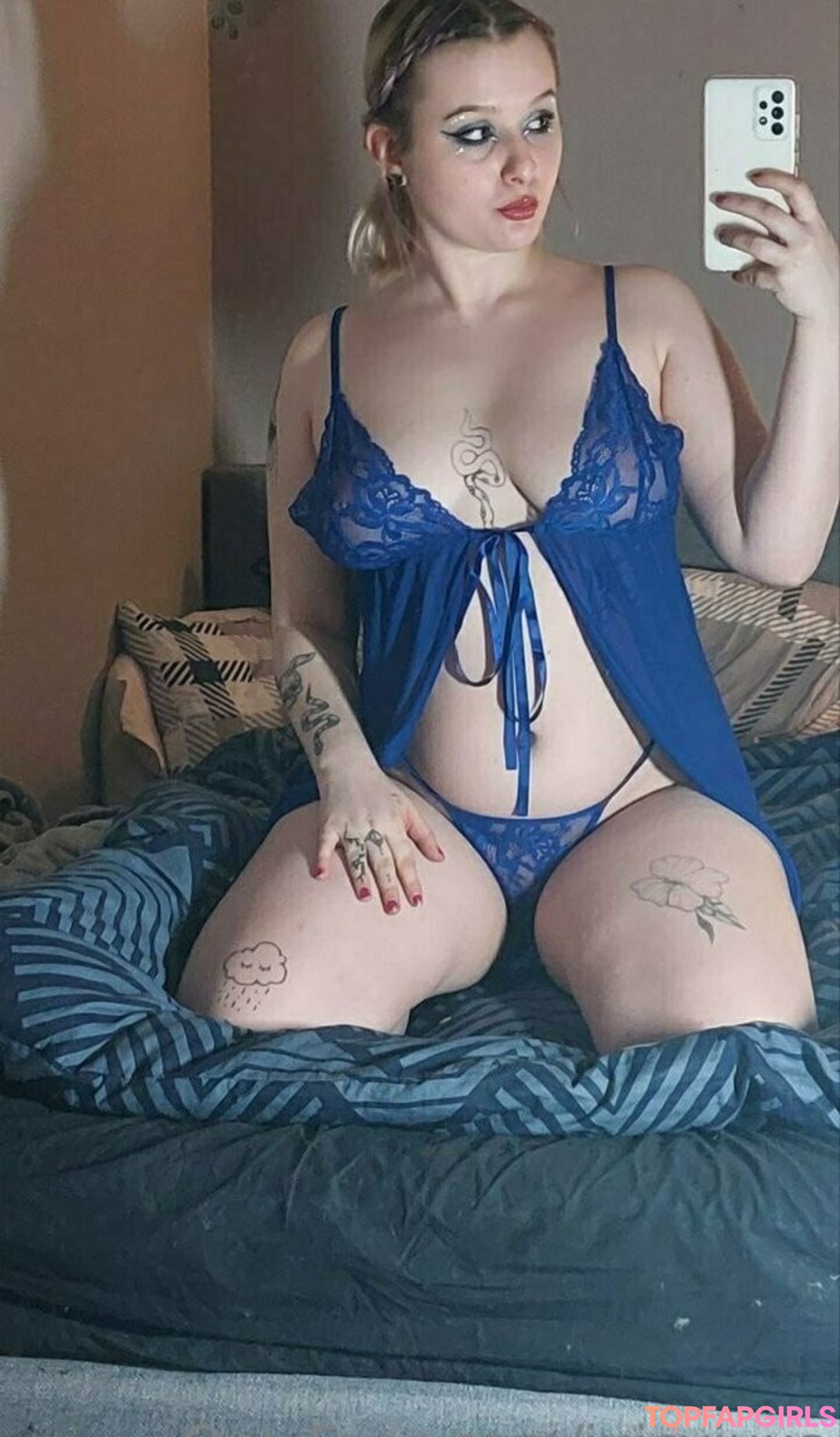 juicyjuus star hot pics