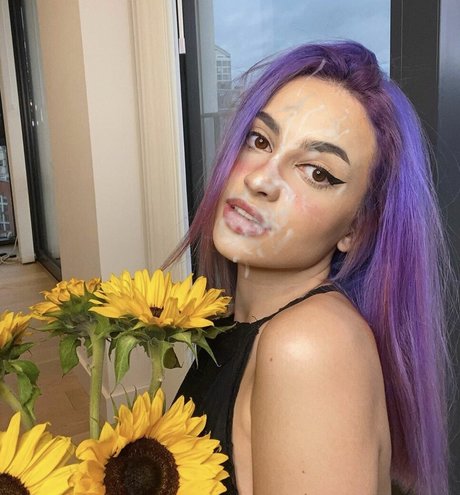 Miaxmon pornstar adult img