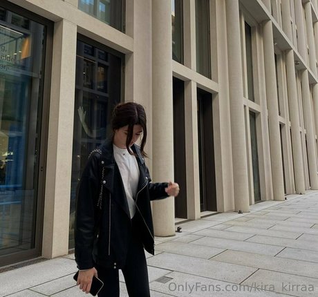 kira kirraa pornstar perfect photo