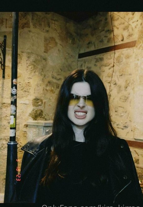 kira kirraa best pornstar pics