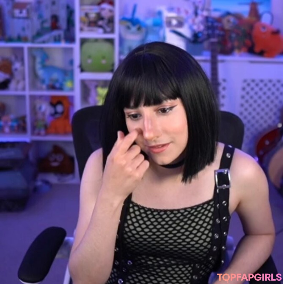 Millie Mossiae model pornographic pictures