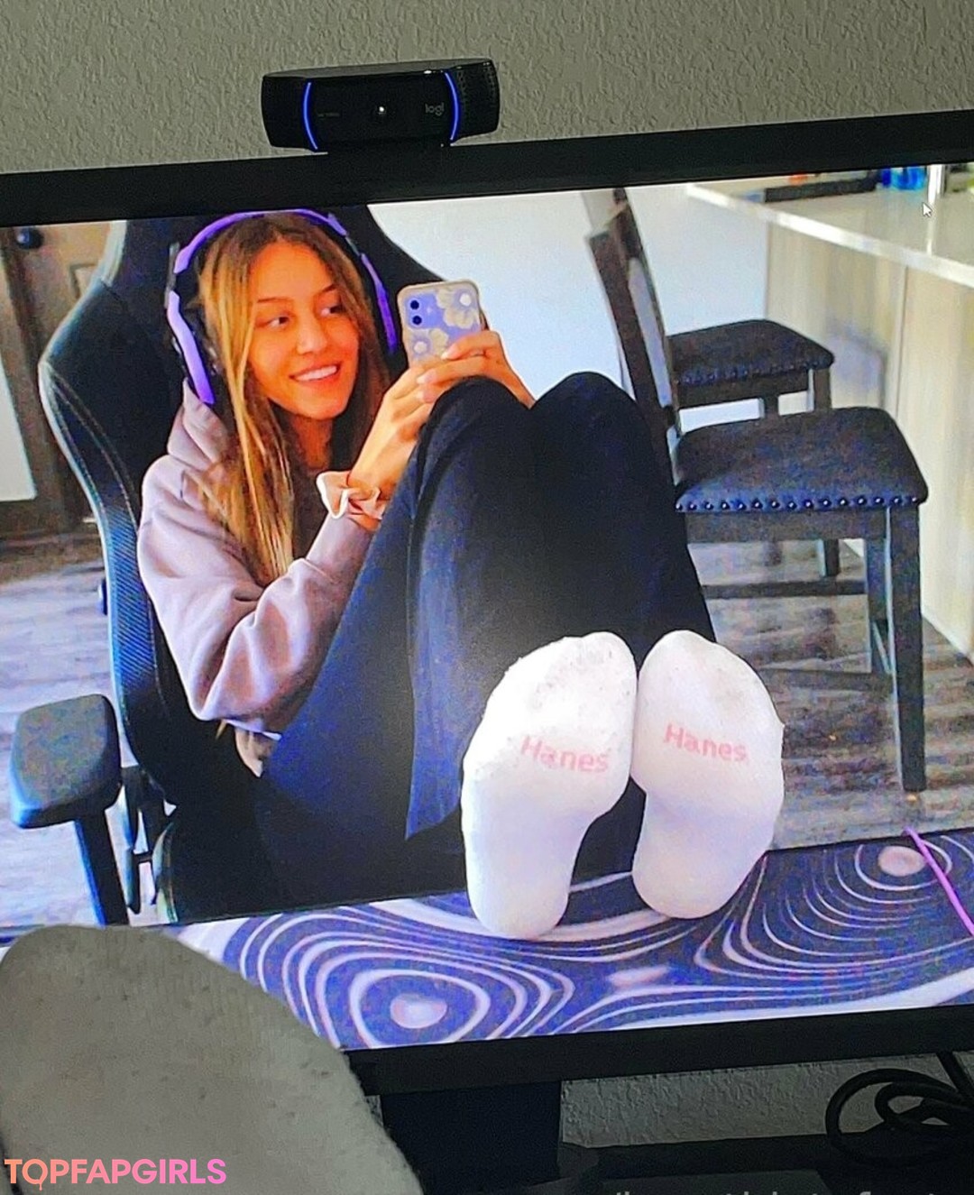 herathletefeetxo erotic pornstar gallery