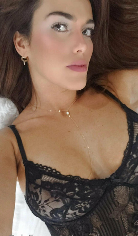 annalissecutie sexy star gallery