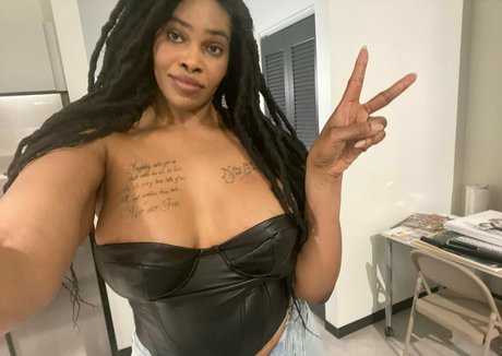 bigbootytechnerd pretty actress img