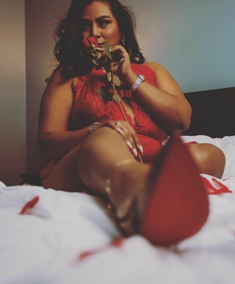 AngelaBrinx free model picture