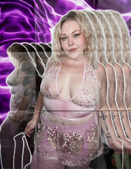 mcjigglezzz hot model archive