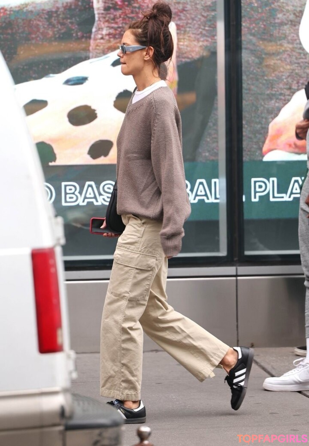 Katie Holmes model free photos
