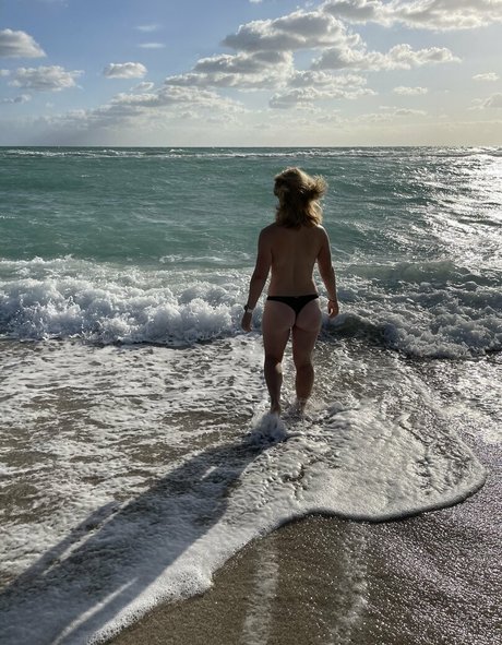 haute for teacher perfect actress photo