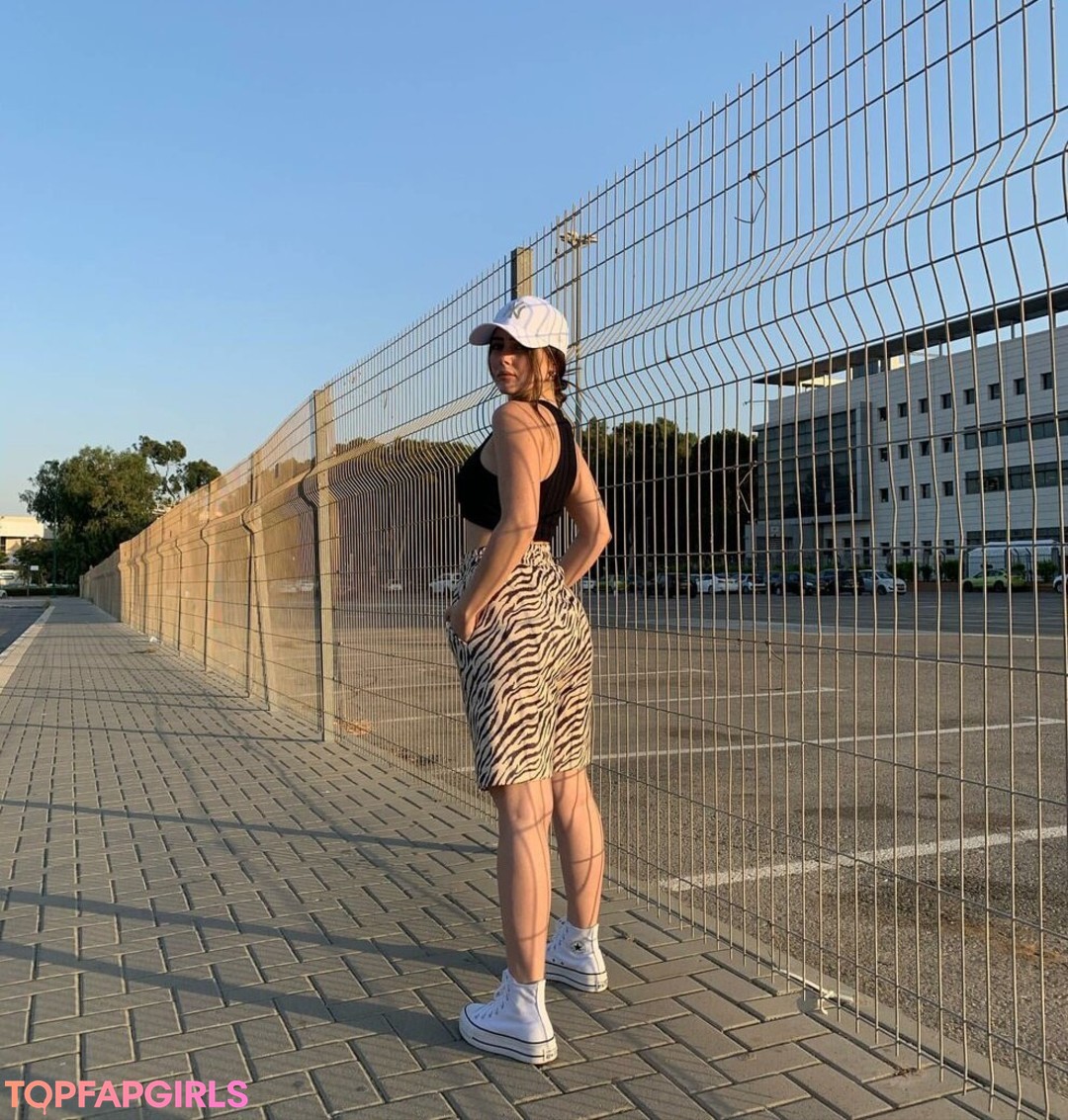 giant onlyfans nudes pictures