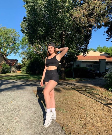 fitnessmodel onlyfans art naked archive