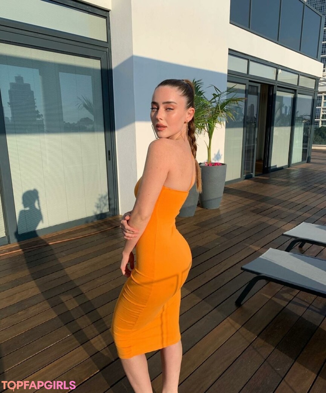 Effy Palarya beautiful model pictures