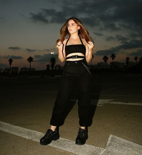 Effy Palarya erotic star galleries