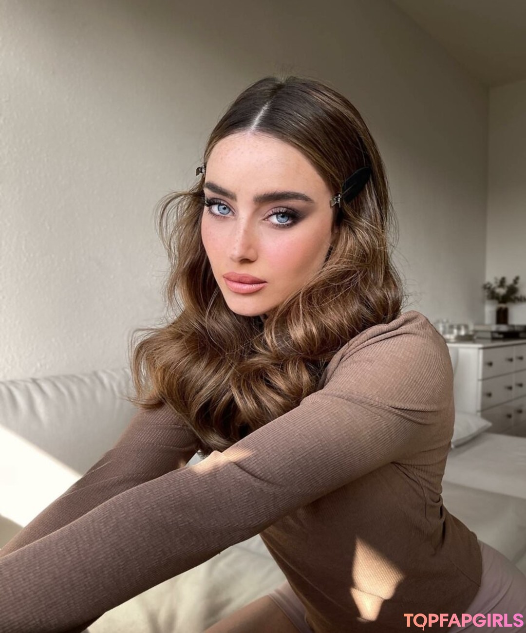 Effy Palarya star picture