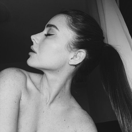 redhead threesome onlyfans porno images