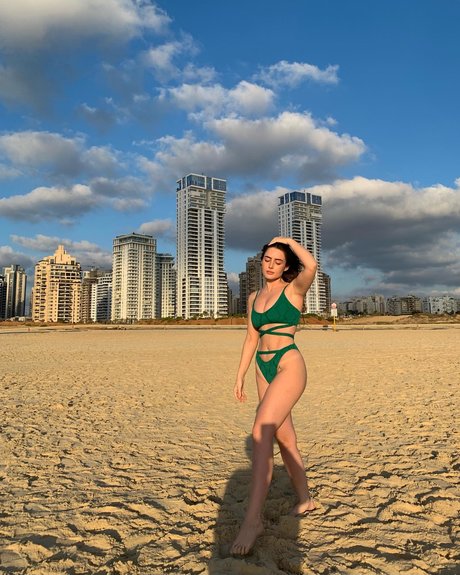 Effy Palarya best model galleries