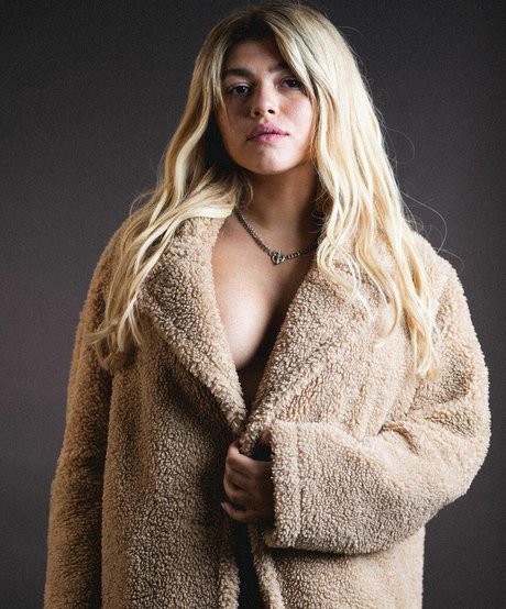 Eden Emma Yulie pornstar naked photos