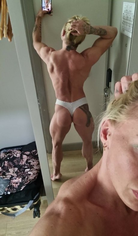 Marina Putziger xxx star img