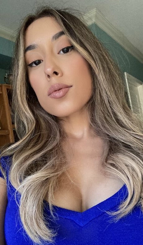 Crys ASMR star sexy galleries