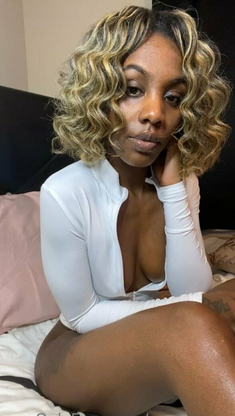 onyxxxxxx model exclusive gallery