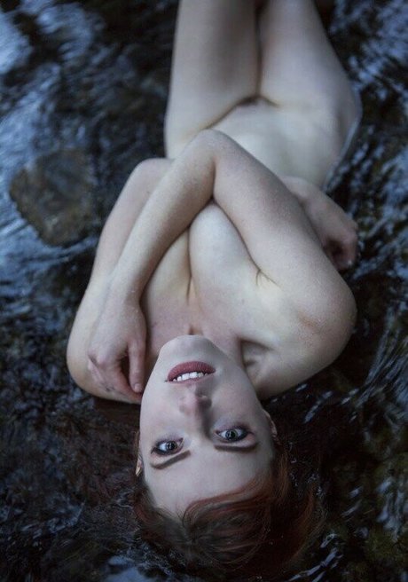 Maesie Melody nude pornstar pictures