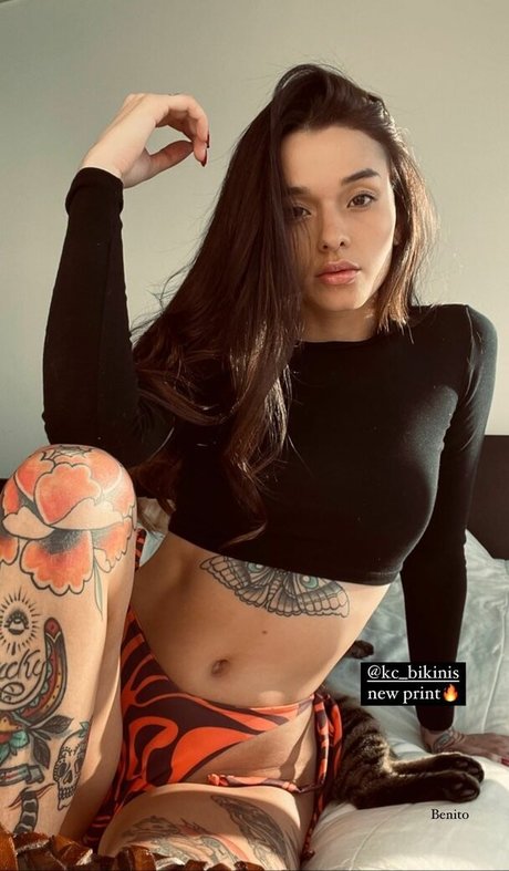 janadeoliveira_ top profile image