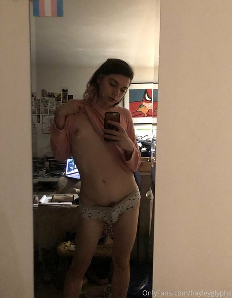 chippiechipsbimbo hd pornstar pic