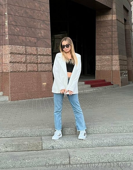 lucky ashley model sex images