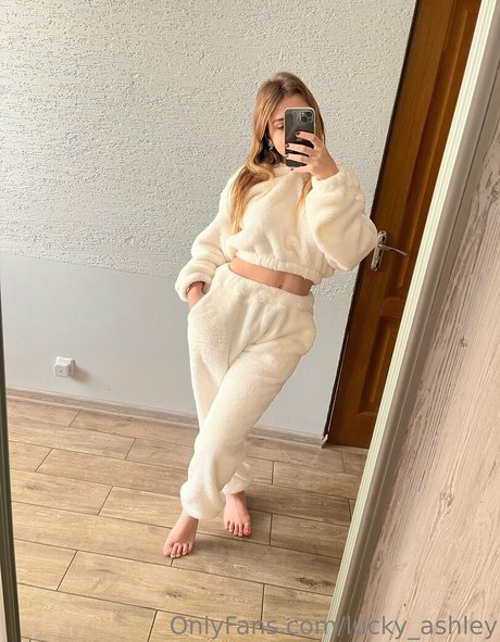 lucky ashley nice star photos