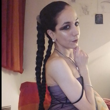 Sassy Sakura Shan star exclusive photo