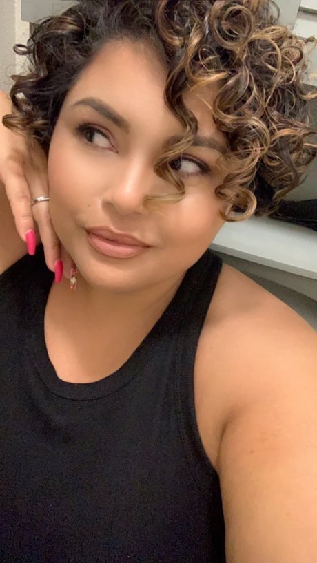 SassyRican23 pornstar naked pictures