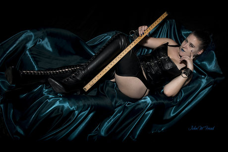 Sasha D Light model art archive